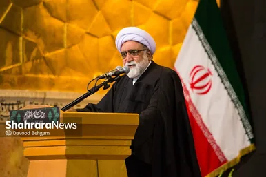 آیین خطبه خوانی شب شهادت امام رضا(ع) در حرم مطهر رضوی