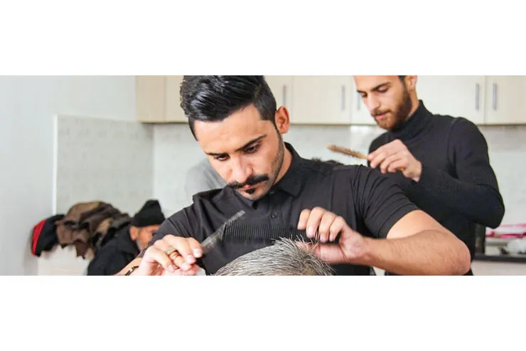 مخاطرات کار با تیغ‌ و قیچی