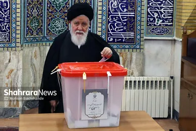 عکس‌هایی از مرحله دوم انتخابات چهاردهمین دوره ریاست‌جمهوری در مشهد (۱)