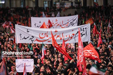 گزارش تصویری | آخرین لحظات حضور پیکر رهبر شهید در مصلی امام خمینی و مراسم وداع