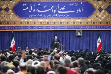 گزارش تصویری | دیدار هزاران نفر از خانواده‌های شهدای اقتدار با رهبر انقلاب اسلامی در خجسته سالروز میلاد امیرالمومنین (ع)