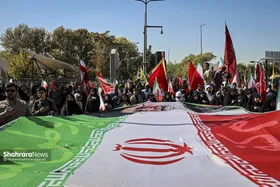 ویدئو | تایم لپسی زیبا از حضور باشکوه دانشجویان مشهدی در بزرگترین زنجیره انسانی دانشگاه&zwnj;های مشهد &laquo;جان فدا&raquo; از دانشگاه فردوسی تا میدان شهید کاوه
