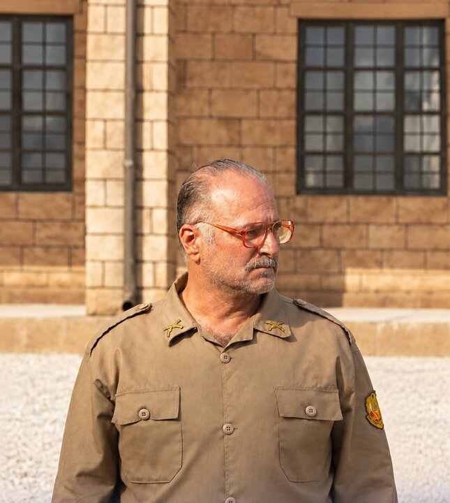 حمید ابراهیمی اسیر شد؛ اولین تصاویر از گریم متفاوت بازیگر «سرباز کوچک امام» حمید ابراهیمی اسیر شد؛ اولین تصاویر از گریم متفاوت بازیگر «سرباز کوچک امام»