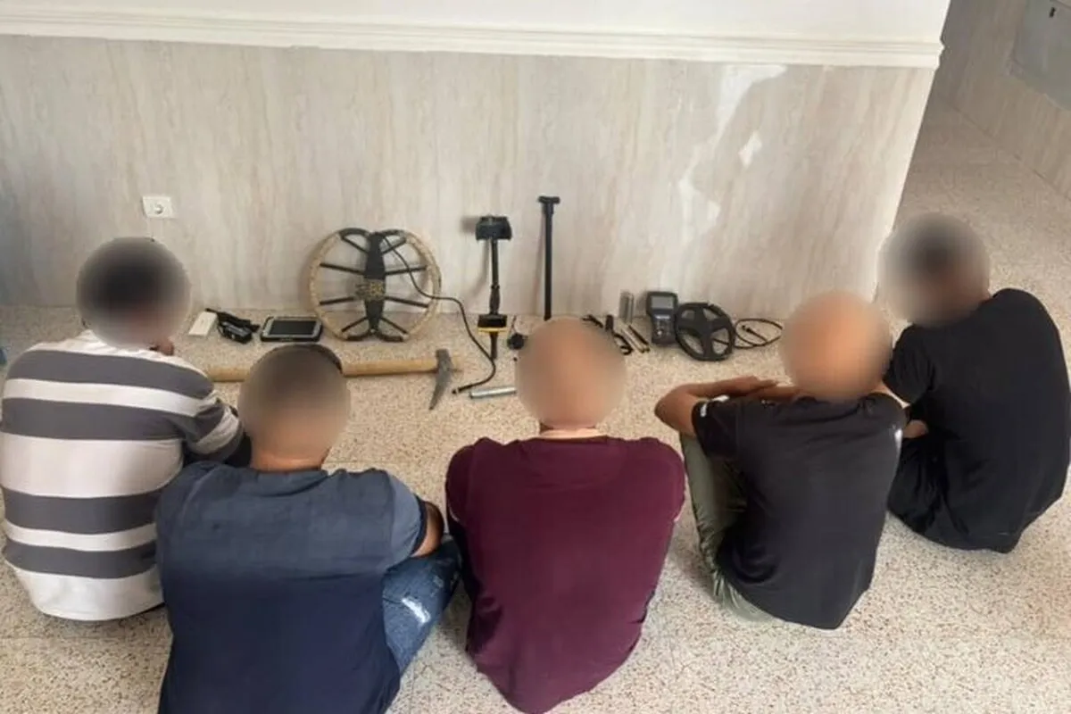 دستگیری سارقان میراث باستانی در داراب (۱۰ تیر ۱۴۰۴)