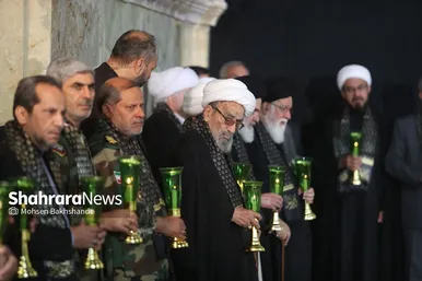 آیین خطبه خوانی شب شهادت امام رضا(ع) در حرم مطهر رضوی