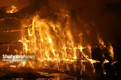 آتش سوزی مهیب کارگاه تولیدات مصنوعات چوبی در عسکریه