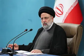 رییس جمهور: مقاومت و ایستادگی شجاعانه، استکبار را وادار به عقب&zwnj;نشینی می&zwnj;کند