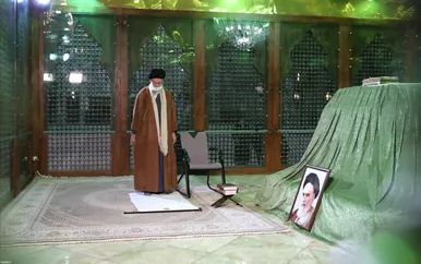 حضور رهبر معظم انقلاب در مرقد مطهر امام خمینی(ره) و گلزار شهیدان