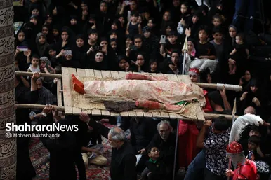مراسم عزاداری روز دوازدهم محرم در حسینیه کرمانی‌های مشهد