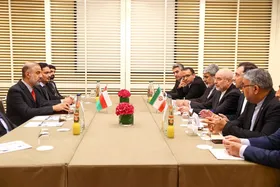رئیس مجلس در دیدار با رئیس شورای عمان: همگان از فریبکاری و بی&zwnj;صداقتی آمریکایی&zwnj;ها درس بگیرند