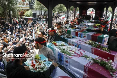 گزارش تصویری | تشییع پیکر مطهر ۱۵ شهید حملات خصمانه اخیر رژیم صهیونیستی به ایران در مشهد مقدس (جمعه ۶ تیر ۱۴۰۴)