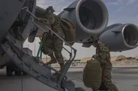 آغاز خروج نظامیان آمریکا از یک پایگاه در اربیل عراق