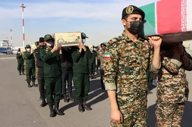 استقبال از پیکر مطهر ۱۶ شهید در مشهد