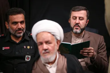 گزارش تصویری | مراسم بزرگداشت شهدای جنگ تحمیلی اخیر با حضور رهبر انقلاب اسلامی