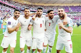 مربی خارجی روی نیمکت تیم ملی می&zwnj;نشیند یا ایرانی؟