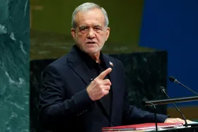 پزشکیان: احترام به حاکمیت کشورها مبنای همکاری تهران و پکن است