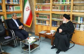آیت&zwnj;الله علم&zwnj;الهدی: رفع مشکلات استان&zwnj;ها نیازمند افزایش اختیارات استانداران است | حل مشکل آب مشهد با استفاده از ظرفیت کشور&zwnj;های همسایه