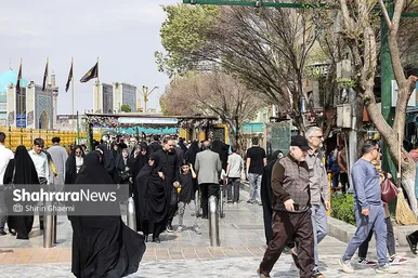 گزارش تصویری | حضور زائران در مشهد در نوروز ۱۴۰۵