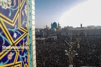 «ملت مبعوث‌شده» در آغوش پروردگار | روایتی از متفاوت‌ترین عید فطر مشهد در حرم مطهر رضوی +فیلم
