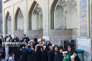 عکس‌هایی از مرحله دوم انتخابات چهاردهمین دوره ریاست‌جمهوری در مشهد (۱)
