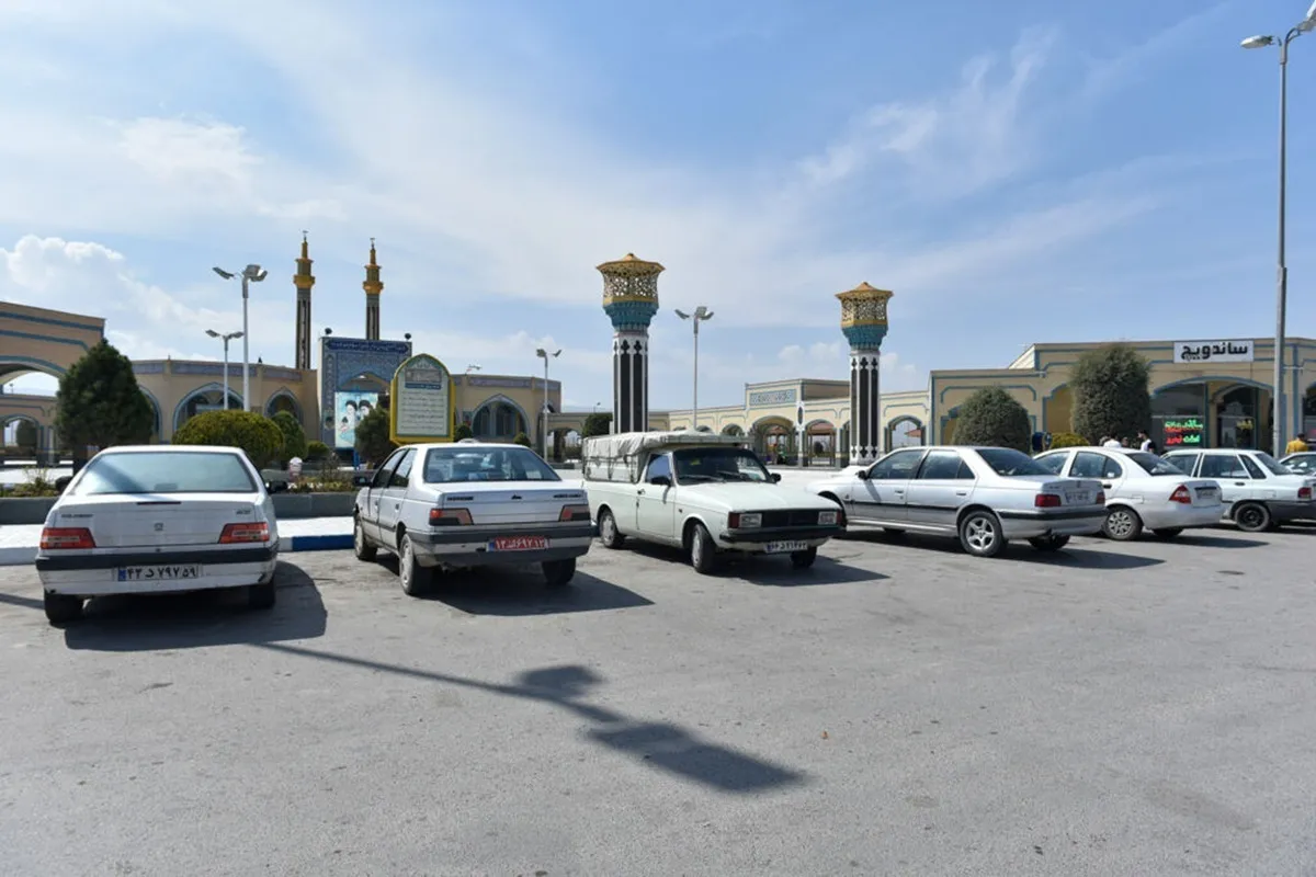 ۱۶ مجتمع بین‌راهی در حوزه زیارت در دست ساخت است