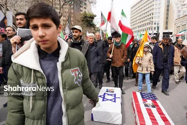 گزارش تصویری | راهپیمایی روز قدس ۱۴۰۴ در مشهد - ۵