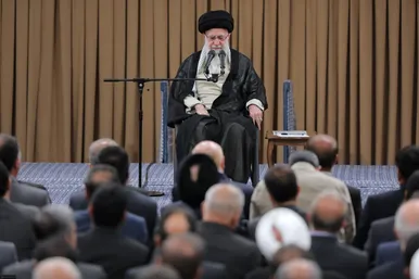 عکس‌هایی از دیدار امروز نمایندگان مجلس با رهبر معظم انقلاب اسلامی (۳۱ تیر ۱۴۰۳)