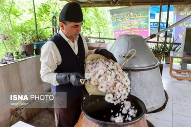 ایران زیباست | گلاب گیری در روستای گیلده گیلان