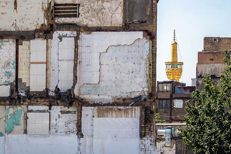 روح زندگی از مشهد قدیم رخت بر بسته است