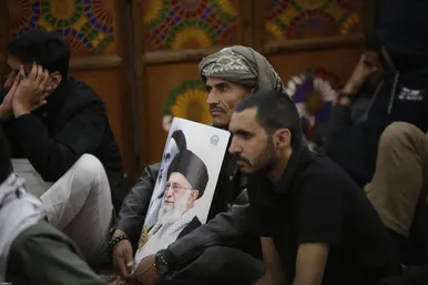 حضور و سخنرانی رهبر انقلاب در اجتماع زائران و مجاوران حرم مطهر رضوی- ۲