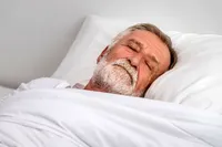 اهمیت خواب مناسب در پیشگیری از آلزایمر