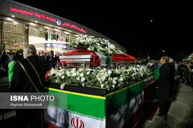 عکس‌هایی از ورود پیکر استاد محمود فرشچیان به کشور