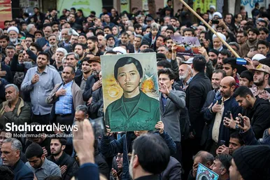 تشییع دو تن از شهدای حمله تروریستی کرمان در مشهد