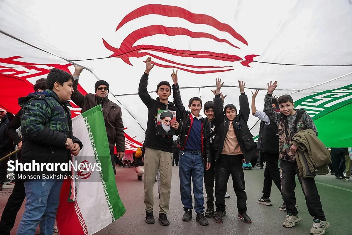 تاریخ‌سازی دهه‌نودی‌ها و دهه‌هشتادی‌ها در راهپیمایی ۲۲ بهمن ۱۴۰۴ + فیلم