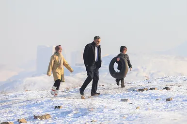 تفریح زمستانی در کوه‌پایه