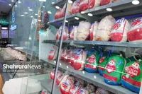 با وجود عرضه مناسب، تقاضای مرغ در بازار مشهد کاهش یافته است | مرغ گران، مشتری ندارد