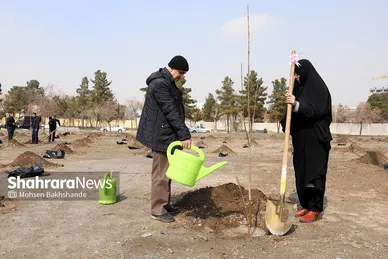پویش سراسری درخت‌کاری در بوستان جهانشهر
