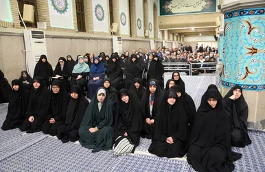گزارش تصویری | دیدار مسئولان و کارگزاران نظام با رهبر معظم انقلاب (۱۸ اسفند)