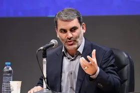 زنگنه در گفت&zwnj;وگو با شهرآرانیوز پاسخ داد: پس از استیضاح، چرا روند گرانی ادامه دارد؟ | نباید همتیِ در سایه داشته باشیم