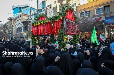 تشییع پیکر بانوی شهیده فاطمه دهقان از شهدای حادثه تروریستی کرمان
