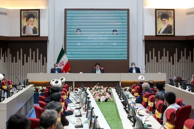 نشست رییس جمهور با فعالین فرهنگی خراسان رضوی
