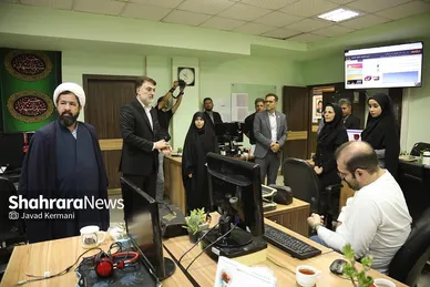 بازدید جمعی از مسئولین شهری و استانی مشهدمقدس از موسسه فرهنگی شهرآرا (۴) (۱۷ مرداد ۱۴۰۳)