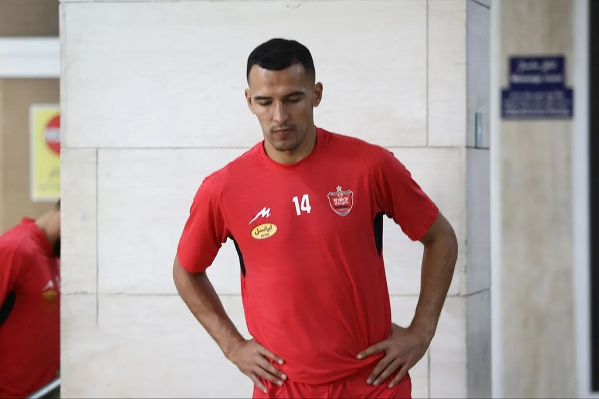 هر گل نبیل باهویی ۴۰۰ هزار دلار آب خورد