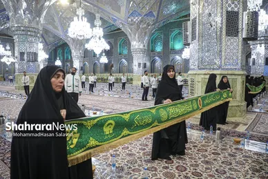 گزارش تصویری | ضیافت افطار در حرم مطهر رضوی