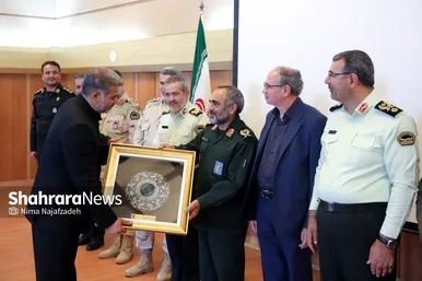 مراسم تودیع ومعارفه فرمانده انتظامی مشهد مقدس