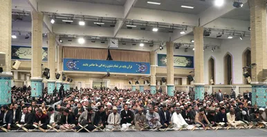 گزارش تصویری | دیدار شرکت‌کنندگان در مسابقات بین‌المللی قرآن کریم با رهبر معظم انقلاب (۱۴ بهمن ۱۴۰۳)