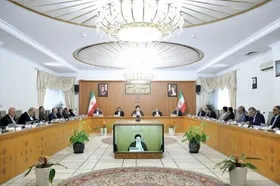 رئیسی در هیئت&zwnj;دولت&nbsp;بر فراهم&zwnj;کردن زمینه حضور هر&zwnj;چه&zwnj;گسترده&zwnj;&zwnj;تر مردم در دور دوم انتخابات مجلس تأکید کرد