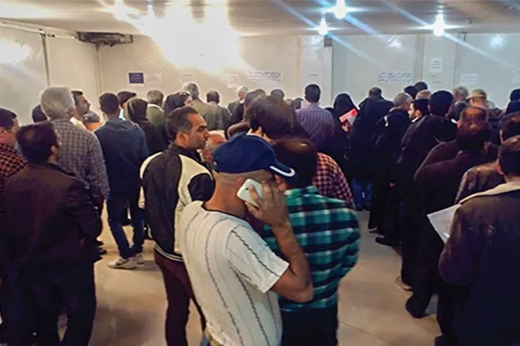 بازدید سرزده شهرآرا از اداره ثبت اسناد مشهد | پاسخگویی در وقت اضافه!