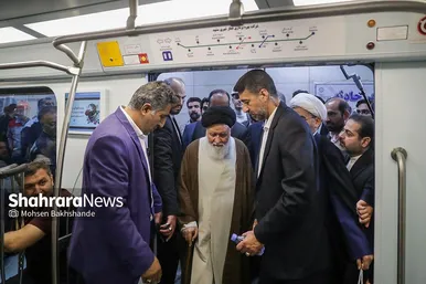 گزارش تصویری | بازدید آیت‌الله علم‌الهدی از ایستگاه باب‌الجواد(ع) مترو مشهد