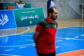 سرمربی راهیاب ملل&zwnj;مریوان: حضور هواداران مشهدی در تصمیمات داور تاثیرگذار بود